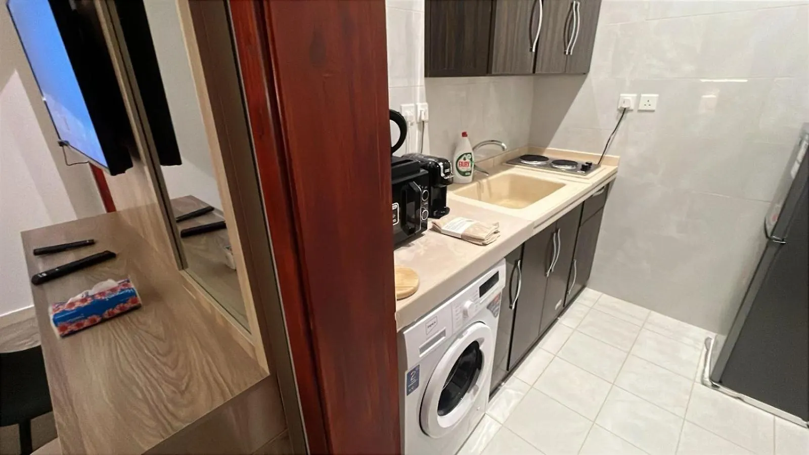 Hira Residence - Furnished Apt Bldg - Studio With Kitchen DDjeddah Appartement